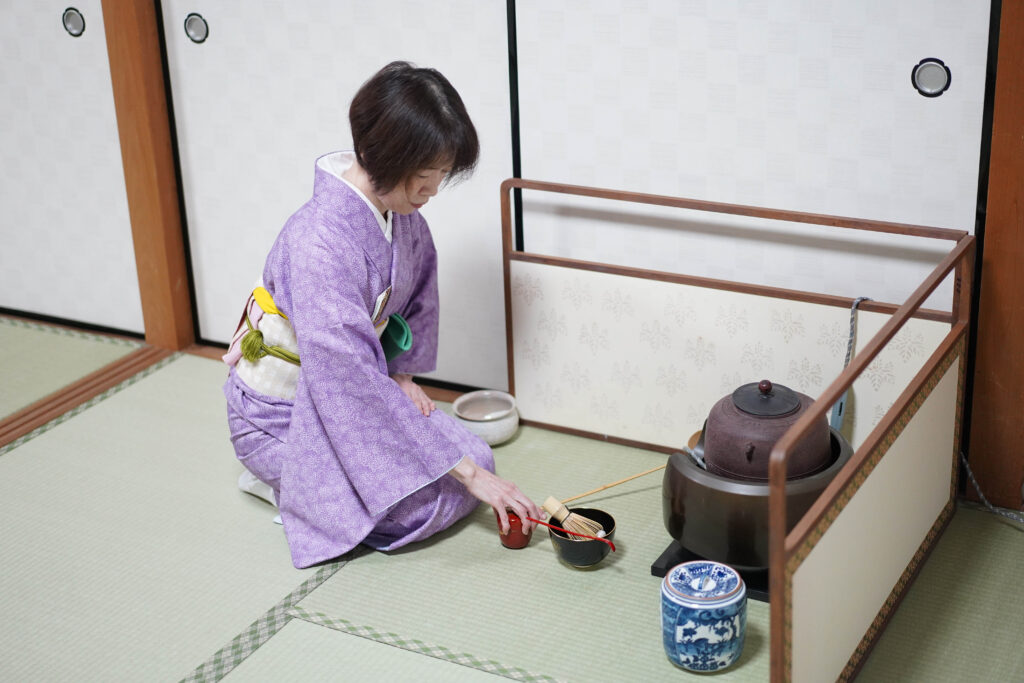 Kyoto Tea Ceremony & Matcha Making TIA(茶愛)