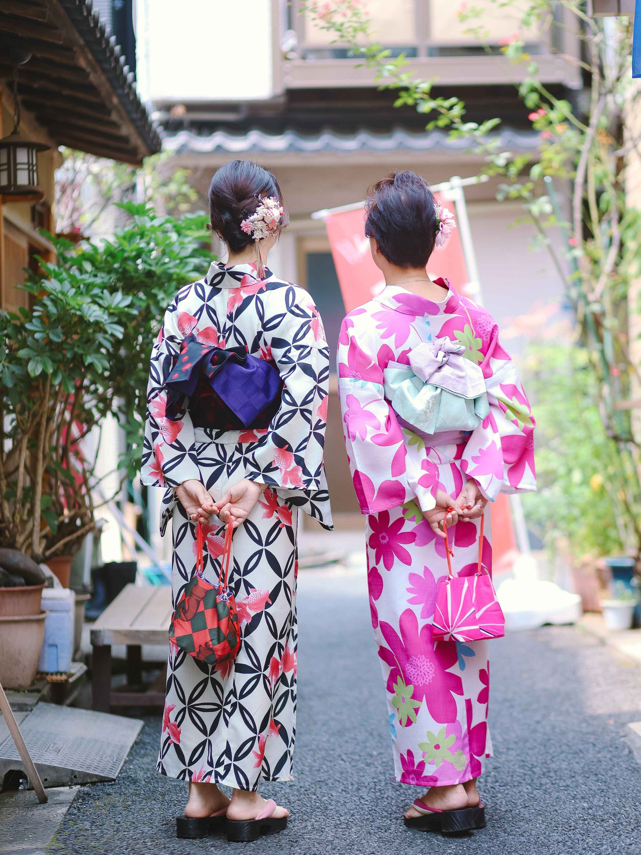 Next-day return for yukata on fireworks festival day