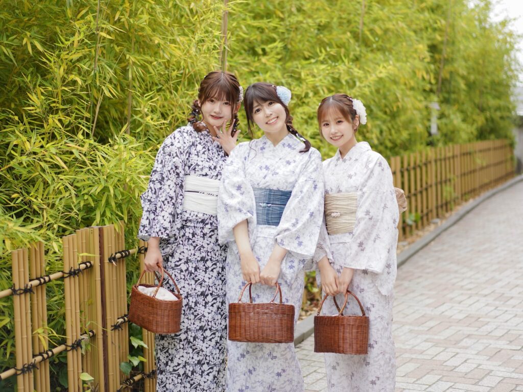 Guests in yukata before going to a fireworks festival