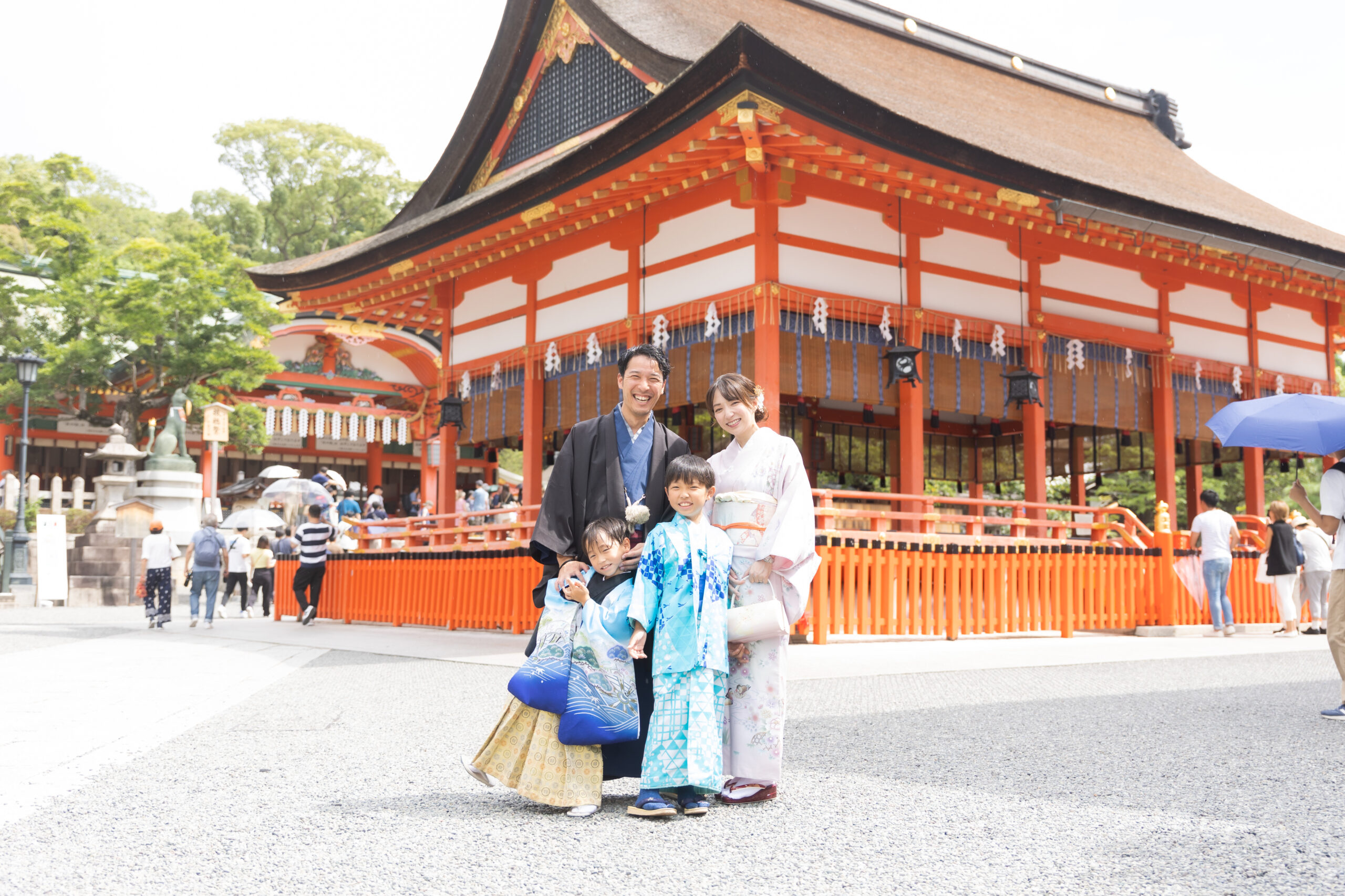 京都の街並みで撮影した七五三の家族写真